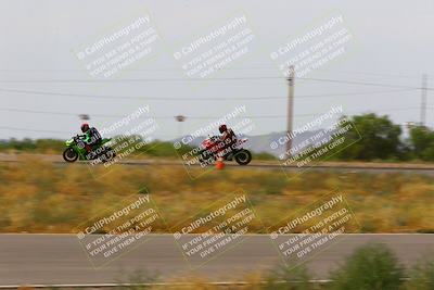 media/Apr-30-2023-CRA (Sun) [[020fcf5d43]]/Race 14-400 Expert-Amateur Superbike/